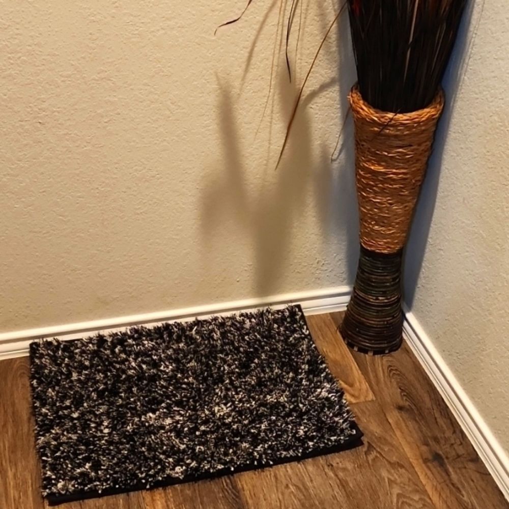 At Home Timbre Caviar Area Rug - Picture 3 of 9